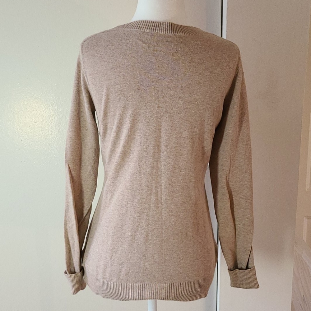 Express Sweater - Picture 4 of 4